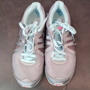 Nikes Baby blue or light aquamarine